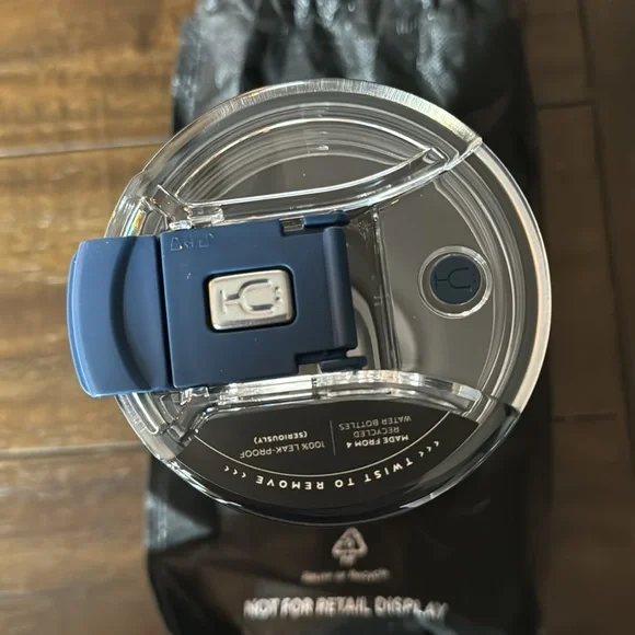 Brumate NAV 22oz in Matte Navy. Brand New! - Picture 2 of 5